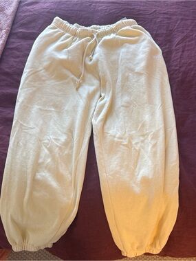 Levi's Butter Yellow Fleece Sweatpants